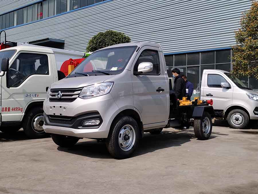 國六長安3方勾臂垃圾車